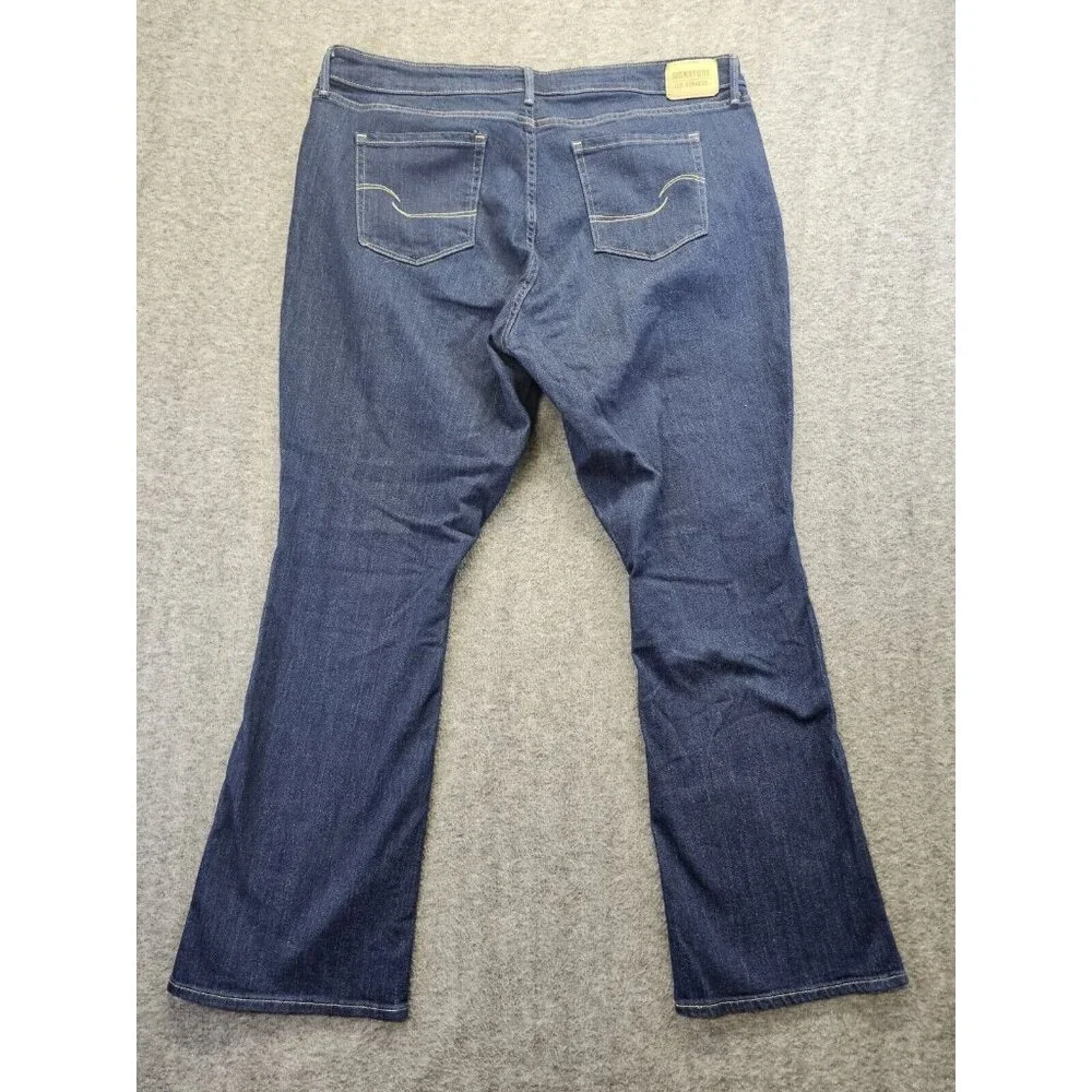 Signature by Levi Strauss Mid Rise Bootcut Jeans Womens 22 W38 L29 Blue